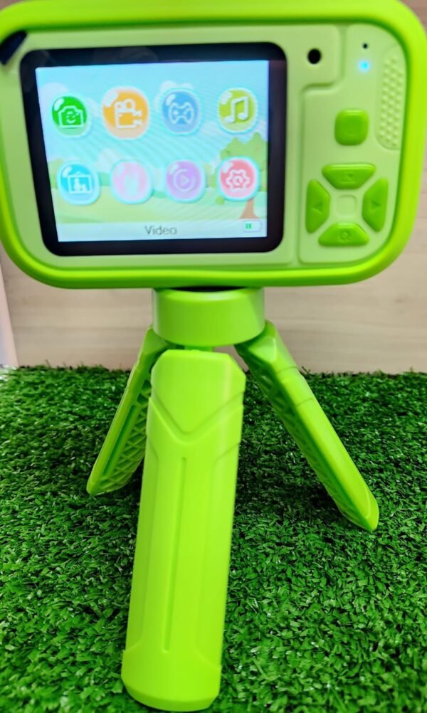 Camara Digital con tripode para niños