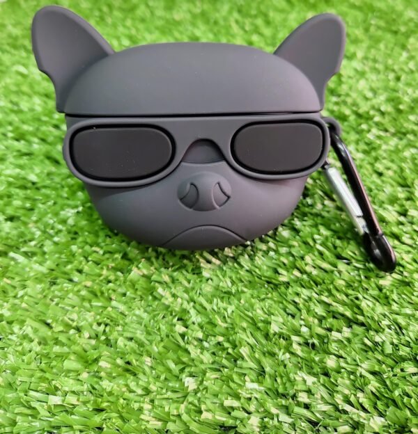 WhatsApp Image 2025-10-13 at 12.32.30 PM (2) Estuche para AirPods pro