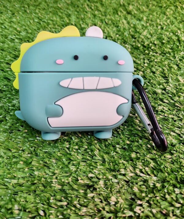 WhatsApp Image 2025-10-13 at 12.32.30 PM (3) Estuche para AirPods pro