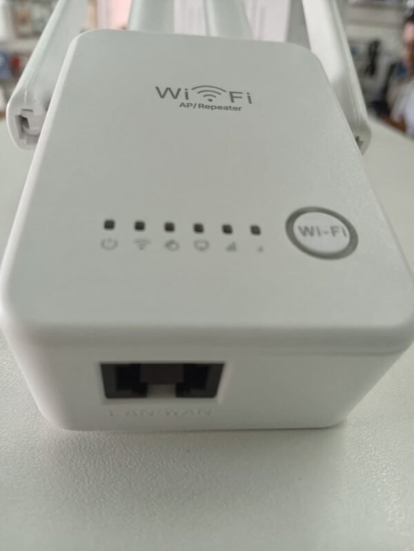 Repetidor Wifi de 4 antenas