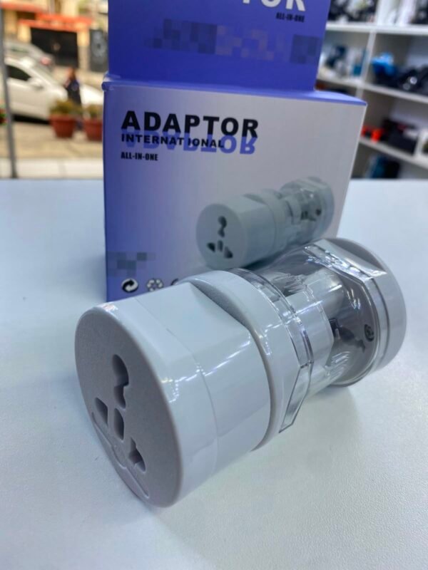 Adaptador 3 en 1 Universal Internacional jn577