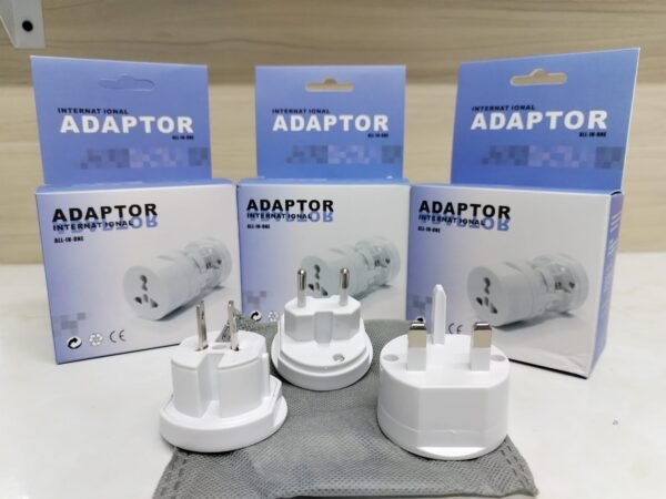 Adaptador 3 en 1 Internacional