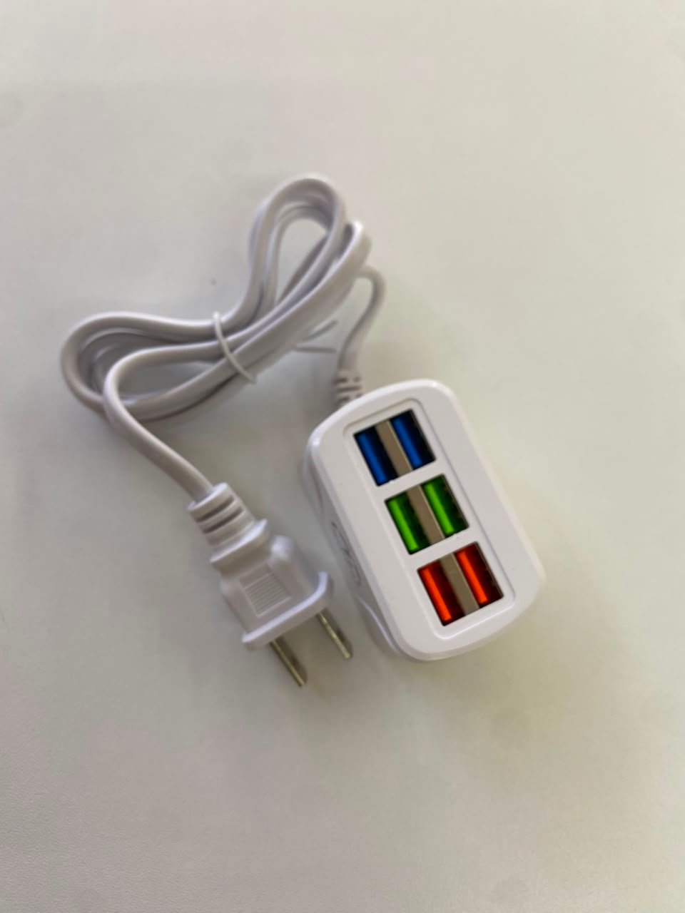 Multicargador de 6 puertos USB - Imagen 2